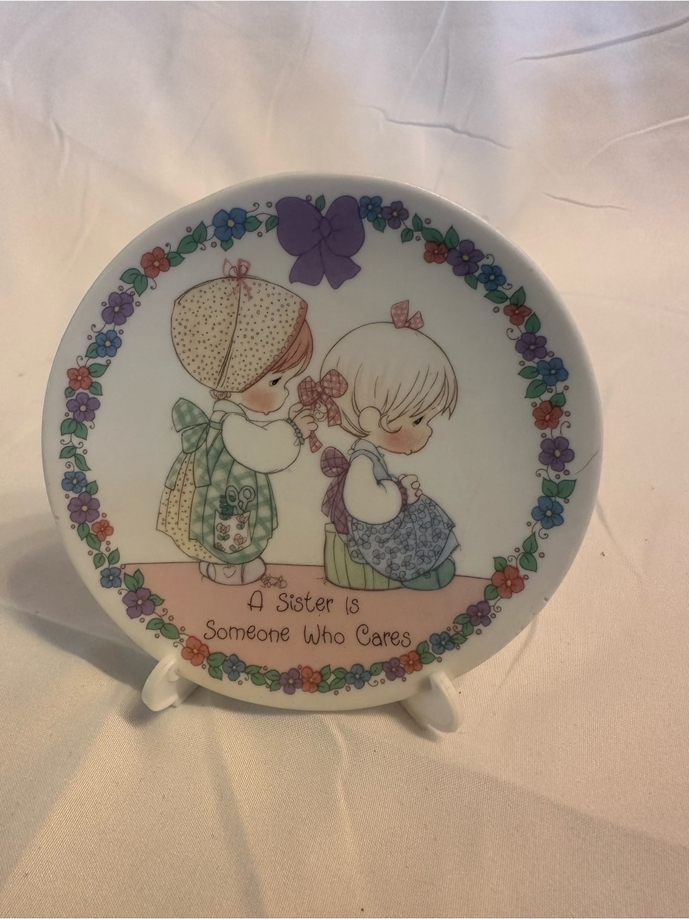 Precious moments 1992 a sister is someone who cares plate+ stand